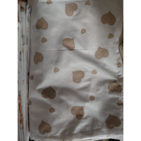 Непромокаюча пелюшка Сердечка Бежеві на білому 100/70